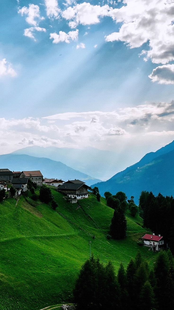 Vibrant Summer Sky Horizon Download Wallpapers