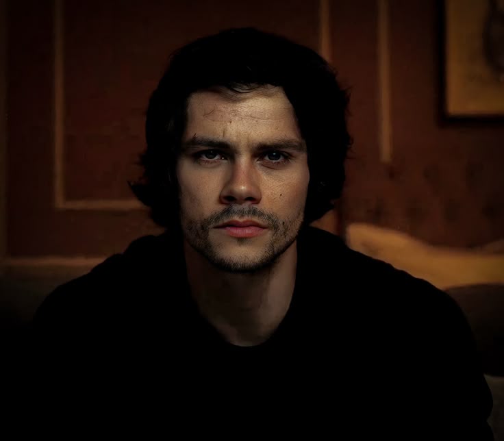 Dylan O Brien Download Wallpapers