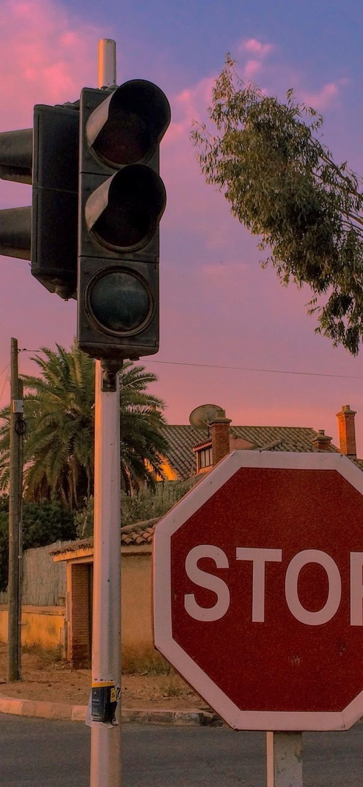 Stop sign Download Wallpapers