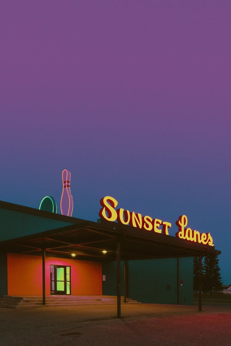 Sunset Janes Download Wallpapers