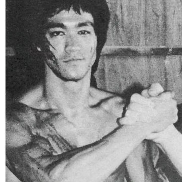 Bruce Lee Download Wallpapers